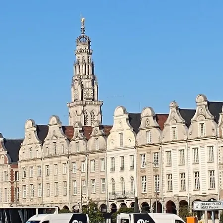 De La Grand'place D'arras * أراس